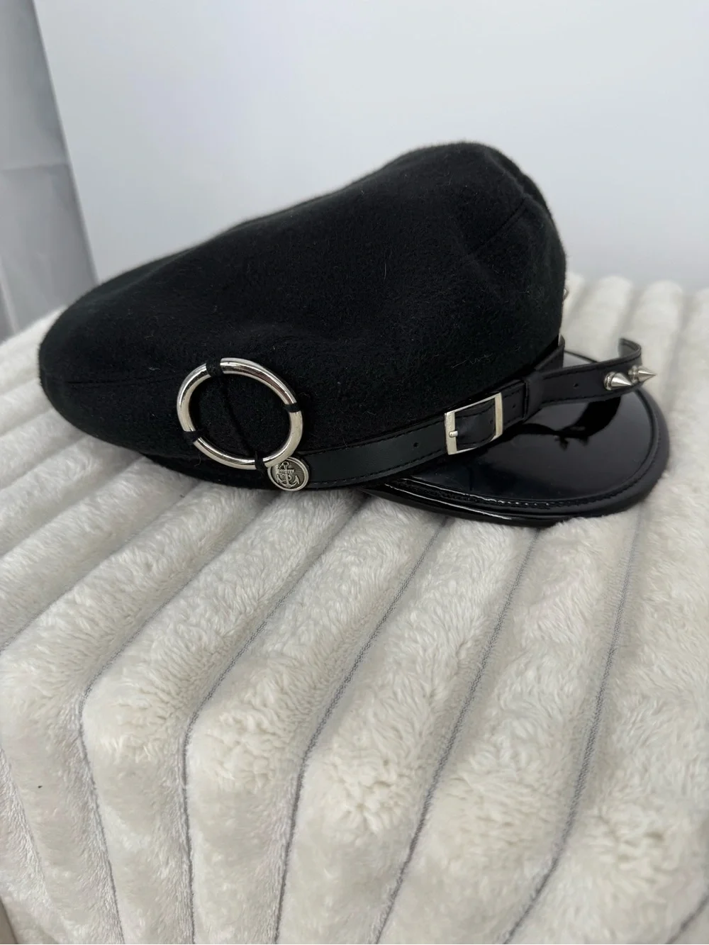Punk Rave women’s Black Military-Style Wool Cap with Patent Visor
